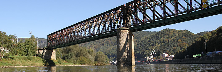 Bahnbrücke Labe km 739 - Hafen Decin